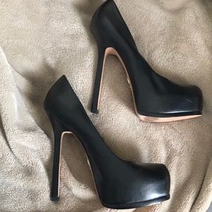 Bebe heels